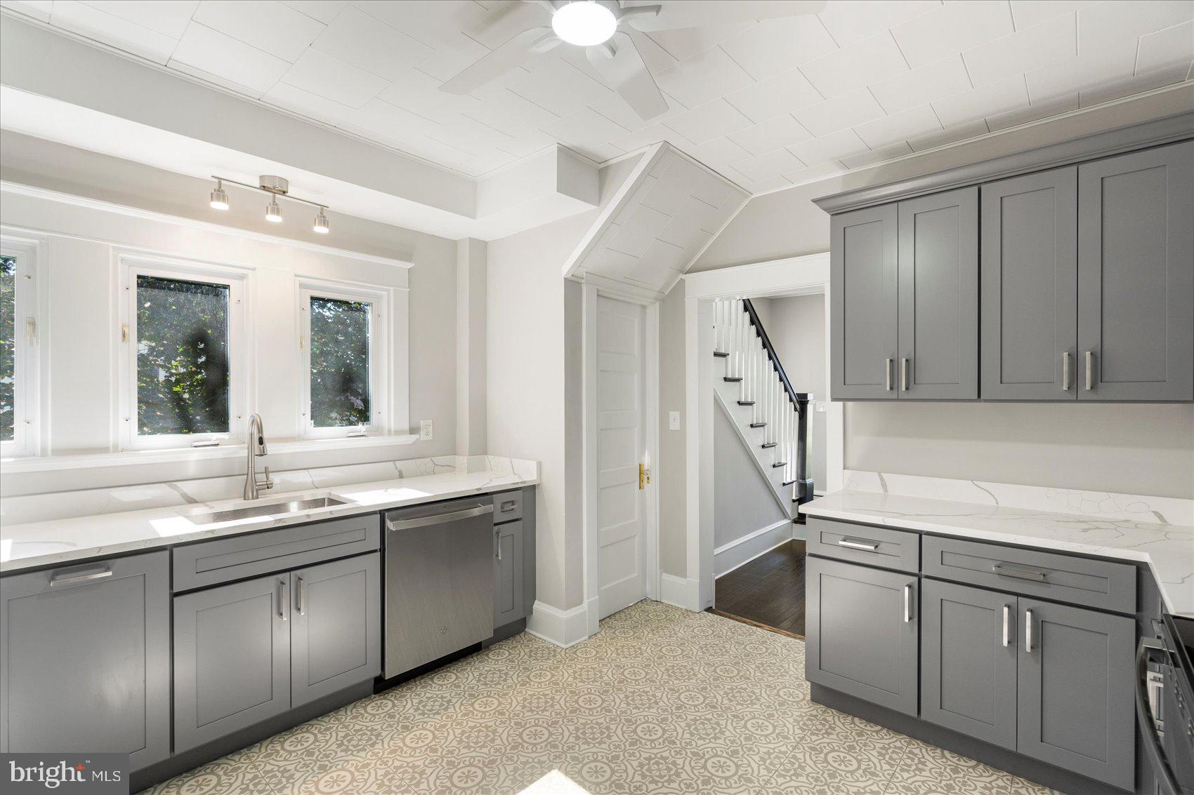 15317 York Road Sparks Glencoe, MD 21152 - Photo 10 of 47 a kitchen with a sink and a refrigerator