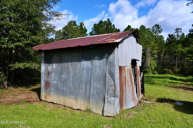 $1,039,500 | 2093 Mallalieu Drive, Ruth, MS 39662