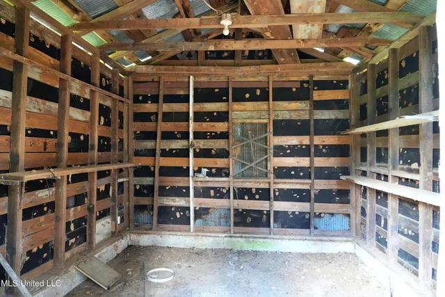 $1,039,500 | 2093 Mallalieu Drive, Ruth, MS 39662