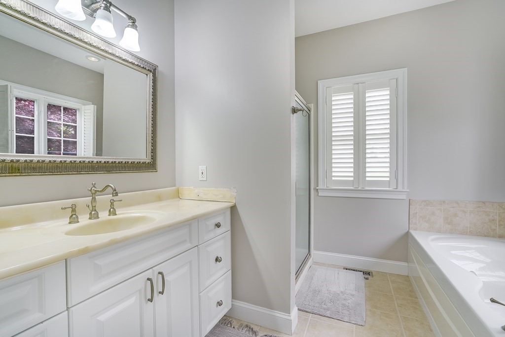 1 Parish Square, Unit 1 Atkinson, NH 03811 - Photo 20 of 39 Gallery Image 20