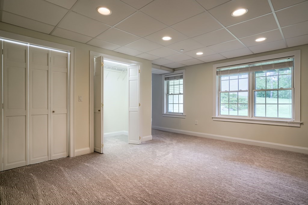 1 Parish Square, Unit 1 Atkinson, NH 03811 - Photo 35 of 39 Gallery Image 35