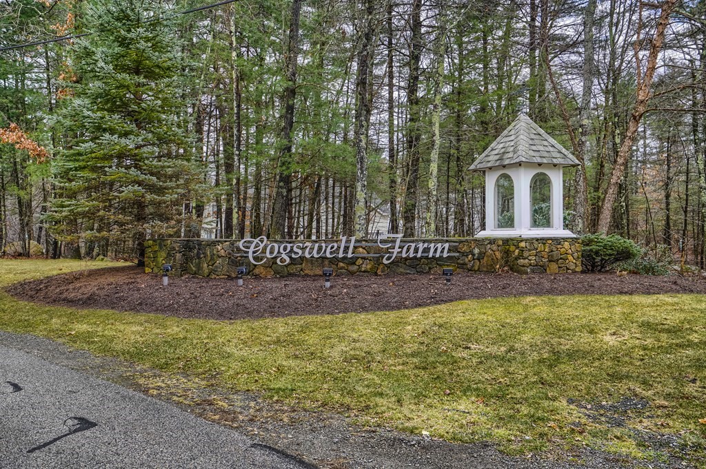 1 Parish Square, Unit 1 Atkinson, NH 03811 - Photo 4 of 39 Gallery Image 4