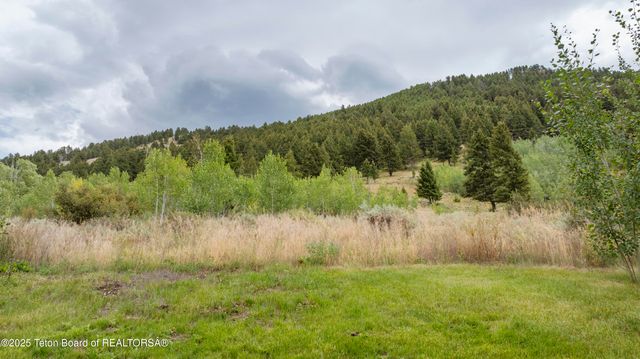 $3,950,000 | 2122 Hidden Ranch Lane, Jackson, WY 83001