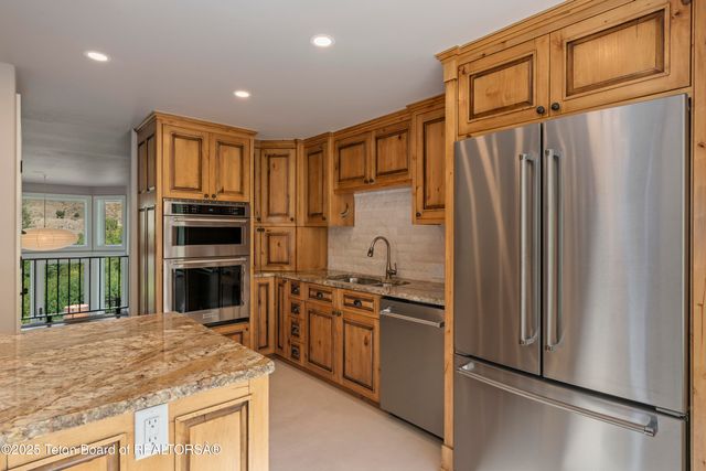 $3,950,000 | 2122 Hidden Ranch Lane, Jackson, WY 83001