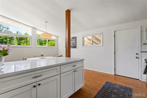 $325,000 | 1410 Fournier Drive, St. Louis, MO 63126