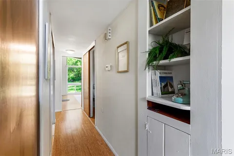 $325,000 | 1410 Fournier Drive, St. Louis, MO 63126