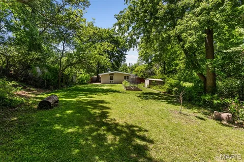 $325,000 | 1410 Fournier Drive, St. Louis, MO 63126
