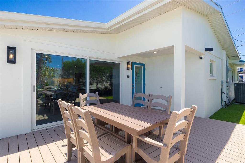 306 South Bay Boulevard Anna Maria, FL 34216 - Photo 5 of 49