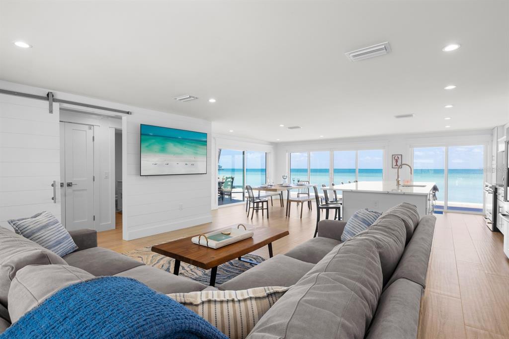 306 South Bay Boulevard Anna Maria, FL 34216 - Photo 8 of 49