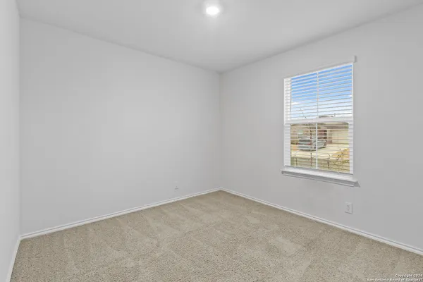 $1,550 | 6718 Legato Curve, San Antonio, TX 78252