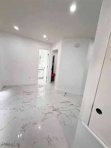 $1,800 | 2005 Mariner Court, LaBelle, FL 33935