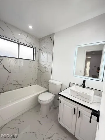 $1,800 | 2005 Mariner Court, LaBelle, FL 33935