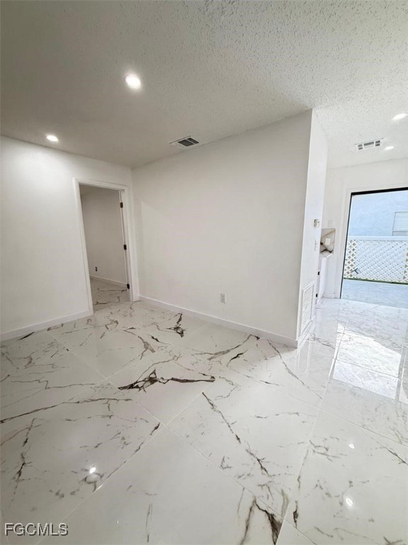 2005 Mariner Court LaBelle, FL 33935 - Photo 7 of 17