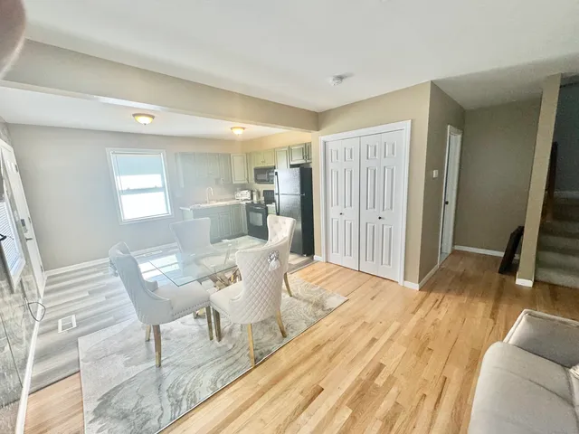 $2,100 | 116 Dunbar Lane, Unit 2, Hamden, CT 06514