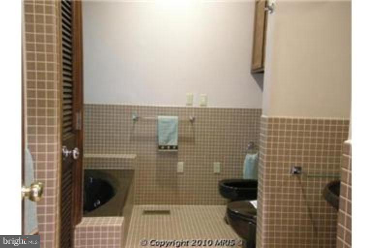 2301 Stringtown Road Sparks Glencoe, MD 21152 - Photo 14 of 14 Two wonderful baths on second level