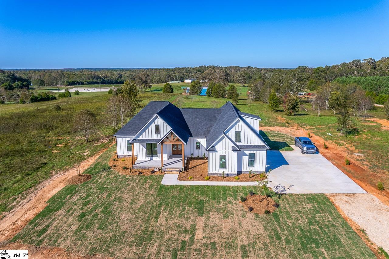 3414 Fairview Road Fountain Inn, SC 29644 - Photo 9 of 12 Gallery Image 9