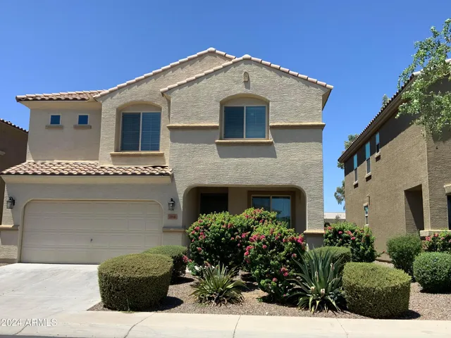 $3,300 | 2114 East Aire Libre Avenue, Phoenix, AZ 85022