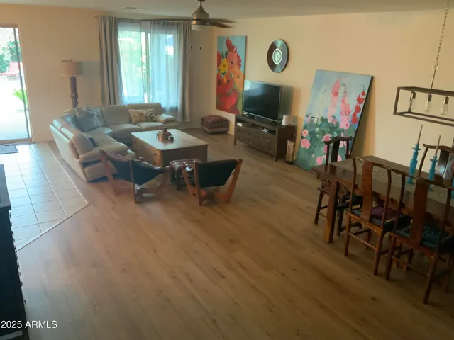 $3,300 | 2114 East Aire Libre Avenue, Phoenix, AZ 85022