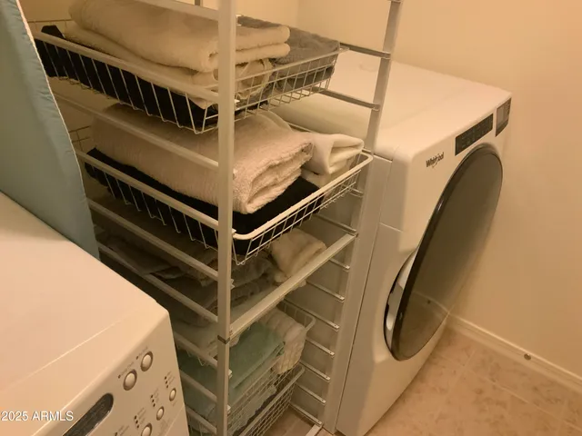 $3,300 | 2114 East Aire Libre Avenue, Phoenix, AZ 85022