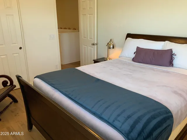 $3,300 | 2114 East Aire Libre Avenue, Phoenix, AZ 85022