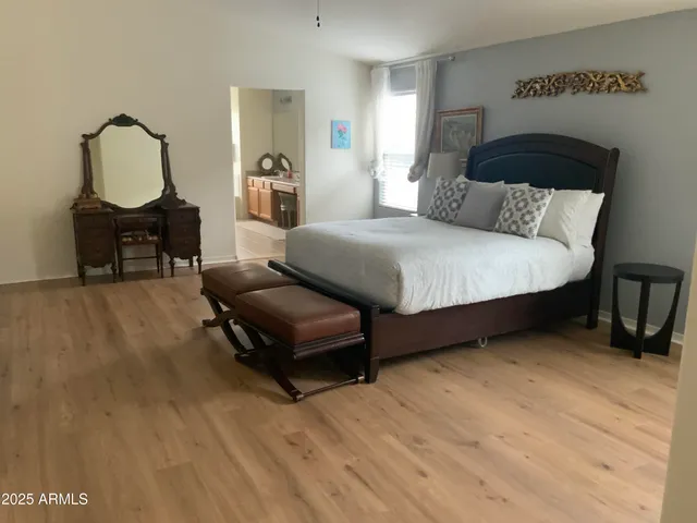 $3,300 | 2114 East Aire Libre Avenue, Phoenix, AZ 85022