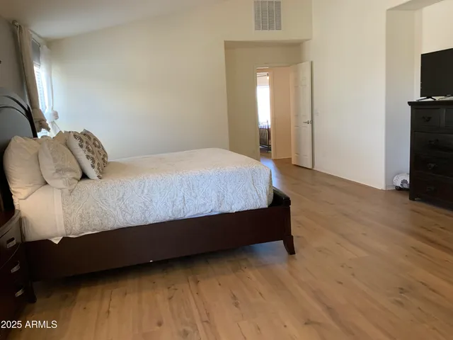 $3,300 | 2114 East Aire Libre Avenue, Phoenix, AZ 85022