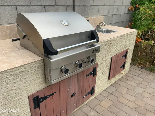 $3,300 | 2114 East Aire Libre Avenue, Phoenix, AZ 85022