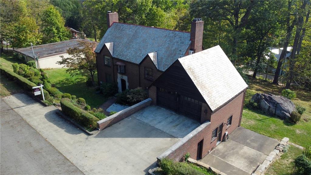 605 Center Street Emlenton, PA 16373 - Photo 3 of 47 an aerial view of a house