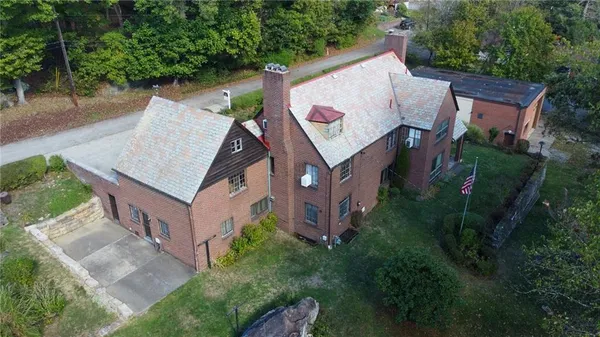 $399,000 | 605 Center Street, Emlenton, PA 16373