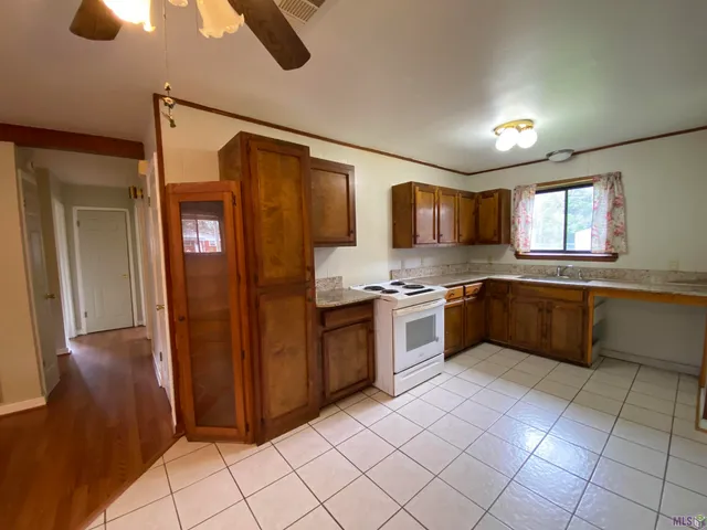 $1,400 | 2460 Eastgate Drive, Baton Rouge, LA 70816