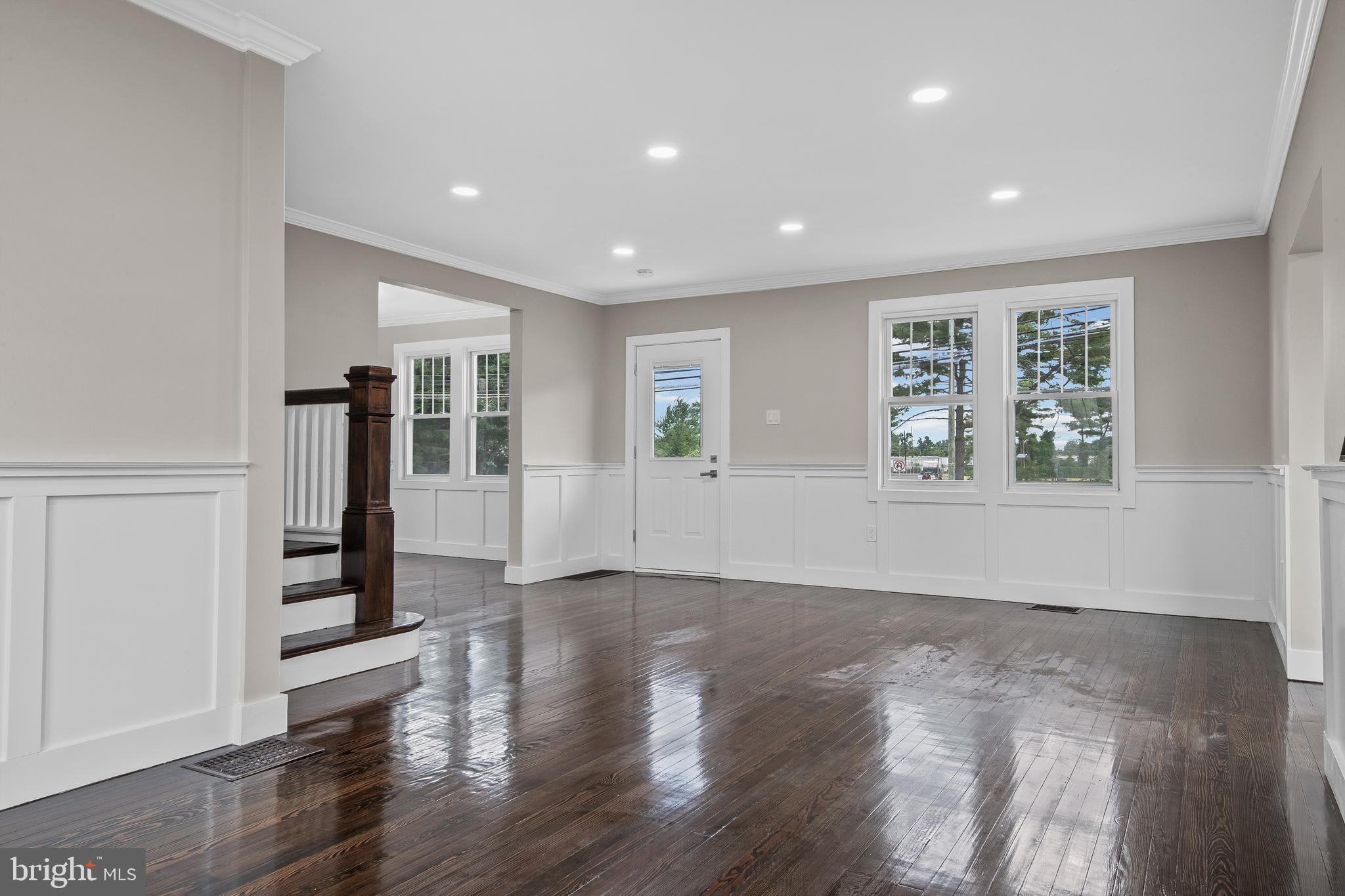 1501 Beverly Road Burlington, NJ 08016 - Photo 6 of 37 Gallery Image 6