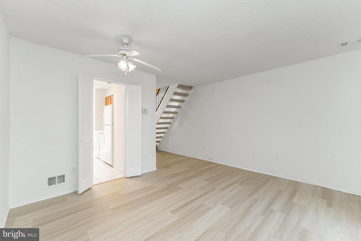 12174 Sanibel Court Reston, VA 20191 - Photo 6 of 22