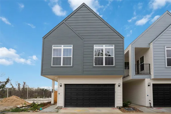 $2,400 | 6111 De Campo Street, Houston, TX 77091
