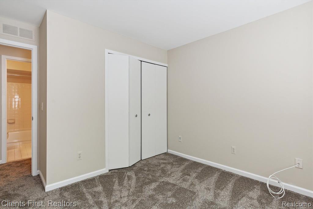 24050 Middlebelt Road, Unit 3 Farmington Hills, MI 48336 - Photo 15 of 28