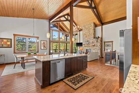$1,795,000 | 239 Foxridge Lane, Leavenworth, WA 98826