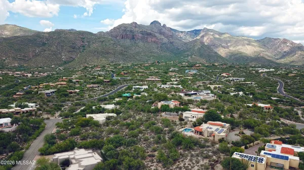 $300,000 | 7076 North Corte Del Anuncio, Unit 29, Tucson, AZ 85718
