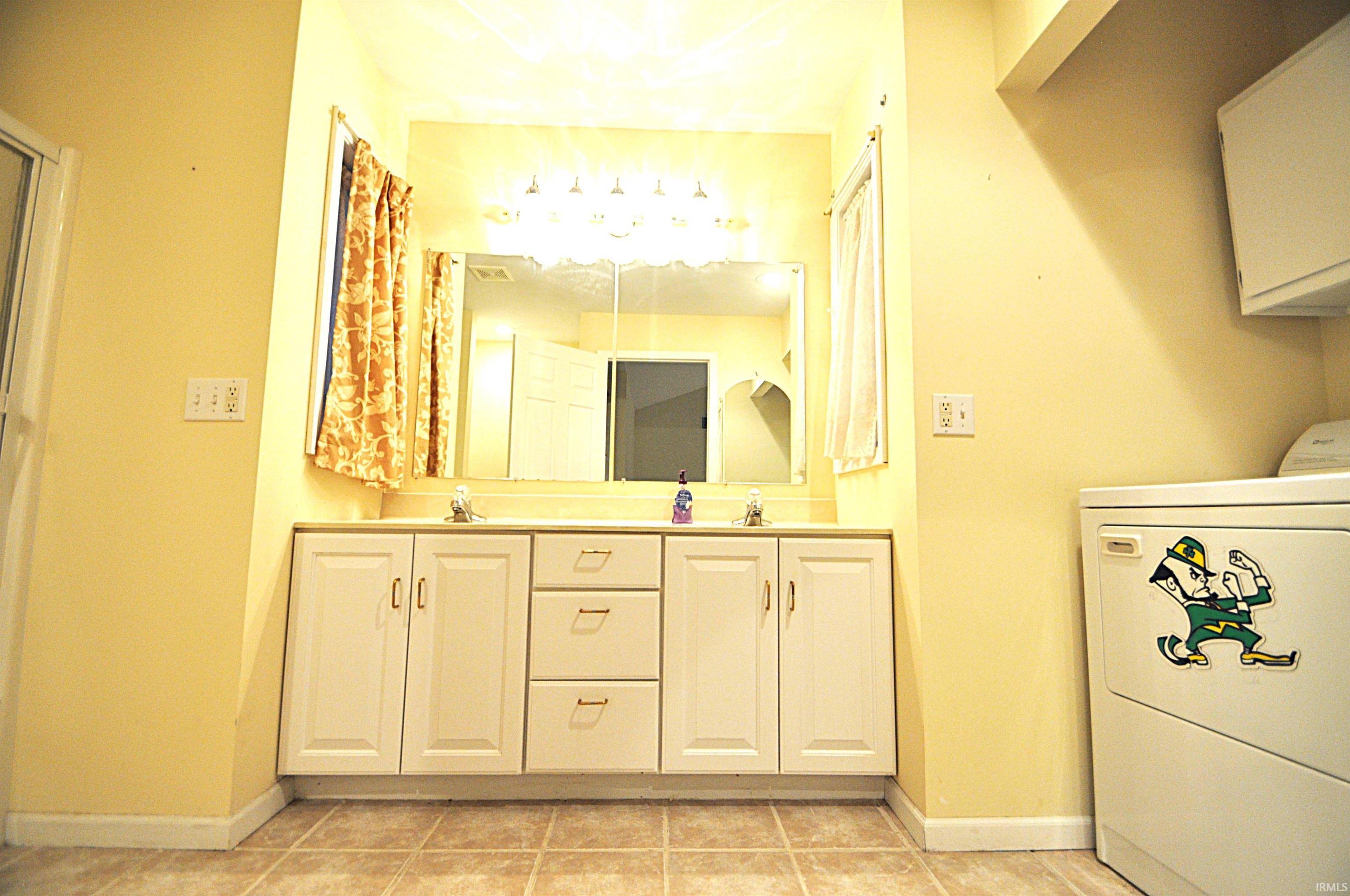 14689 Adams Road Granger, IN 46530 - Photo 20 of 32 Gallery Image 20