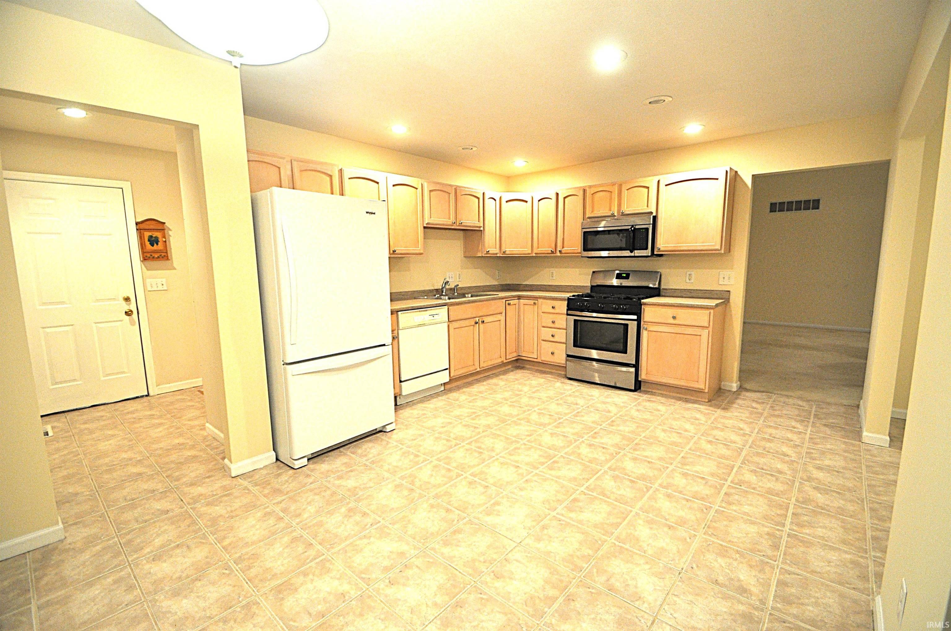 14689 Adams Road Granger, IN 46530 - Photo 10 of 32 Gallery Image 10