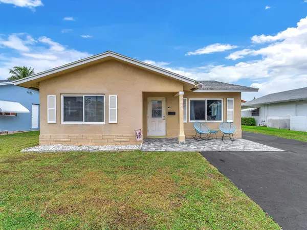 $325,000 | 7615 Northwest 68th Avenue, Tamarac, FL 33321