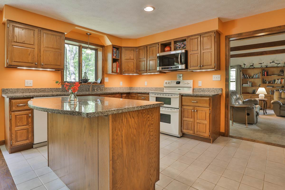 39 Wilson Hill Road New Boston, NH 03070 - Photo 14 of 38