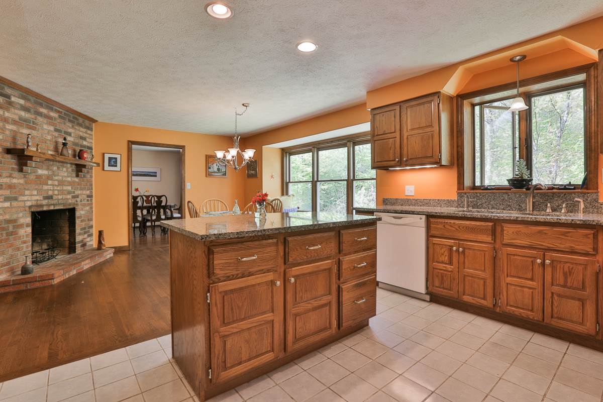 39 Wilson Hill Road New Boston, NH 03070 - Photo 16 of 38