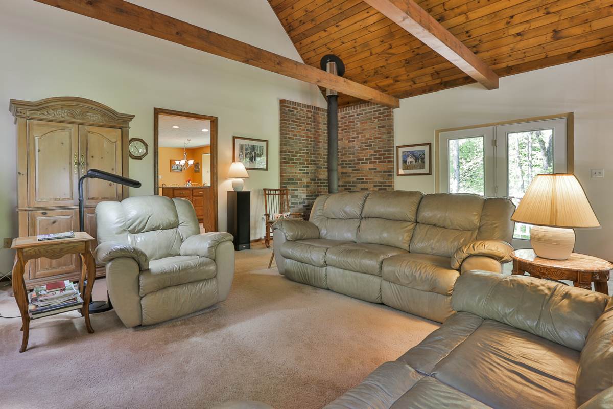 39 Wilson Hill Road New Boston, NH 03070 - Photo 19 of 38