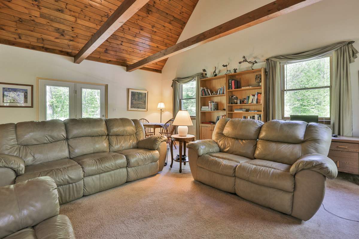 39 Wilson Hill Road New Boston, NH 03070 - Photo 20 of 38