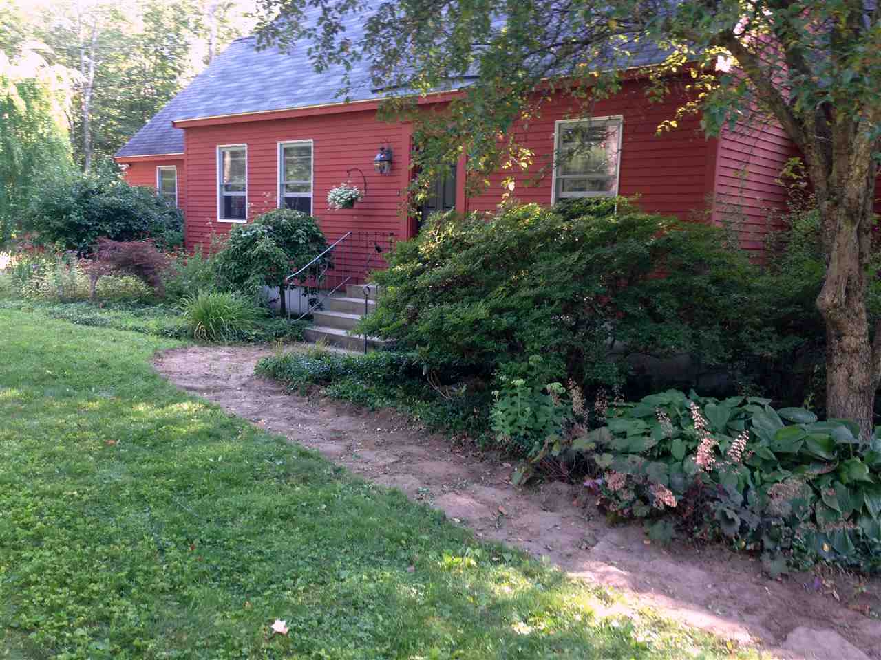 39 Wilson Hill Road New Boston, NH 03070 - Photo 3 of 38