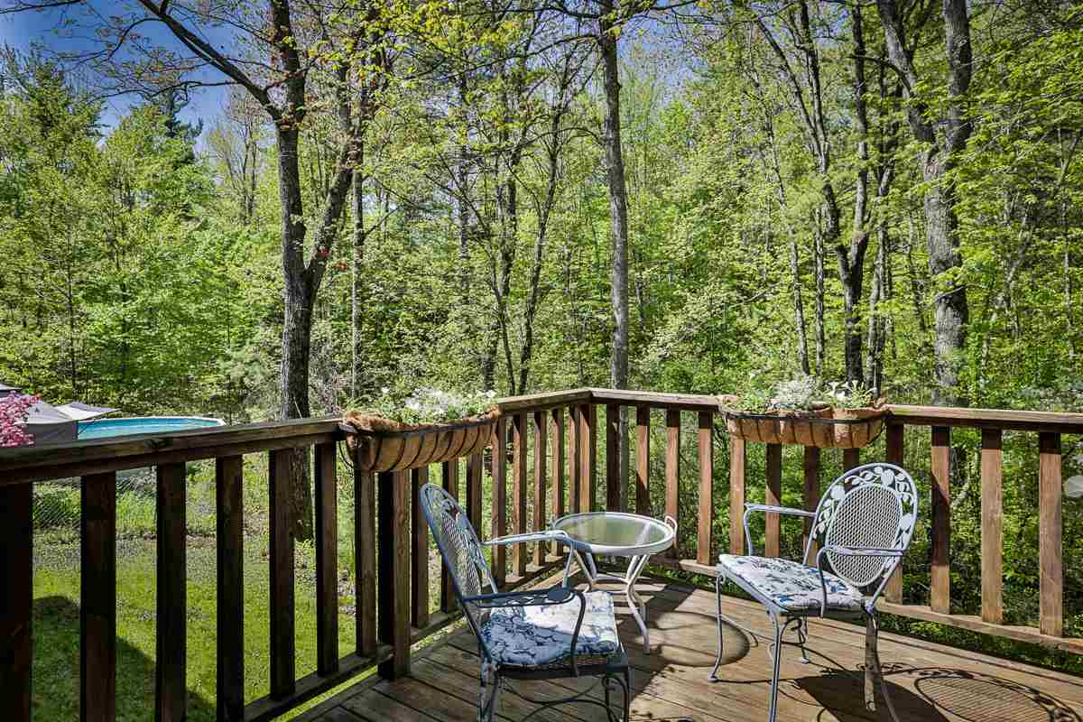 39 Wilson Hill Road New Boston, NH 03070 - Photo 4 of 38