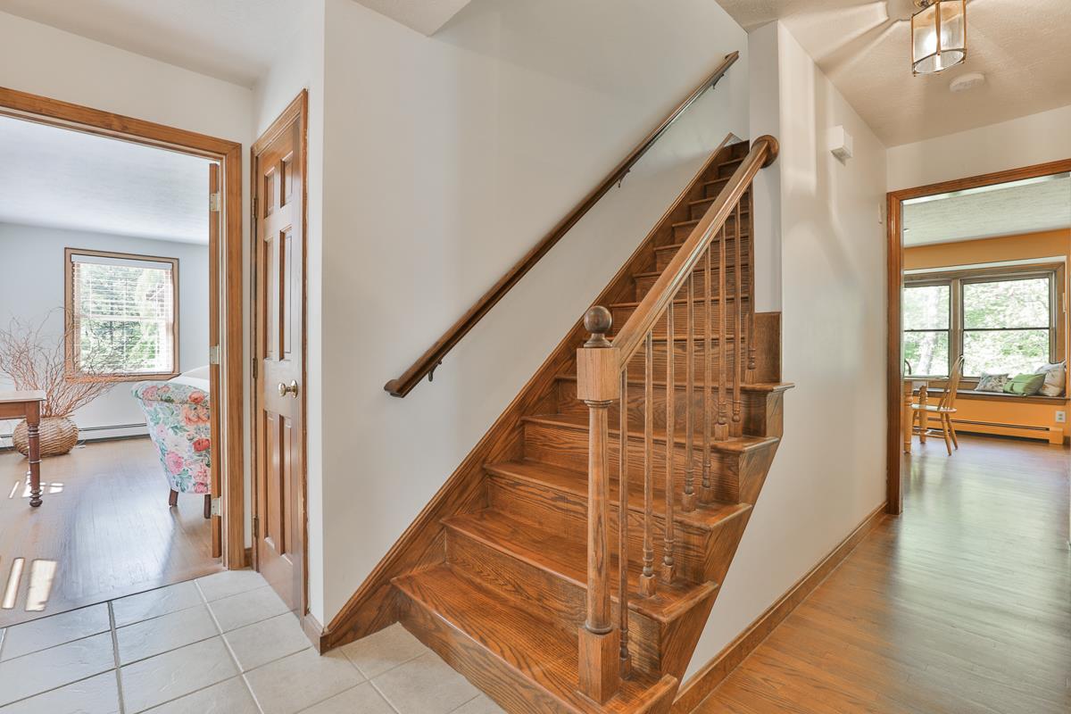 39 Wilson Hill Road New Boston, NH 03070 - Photo 6 of 38