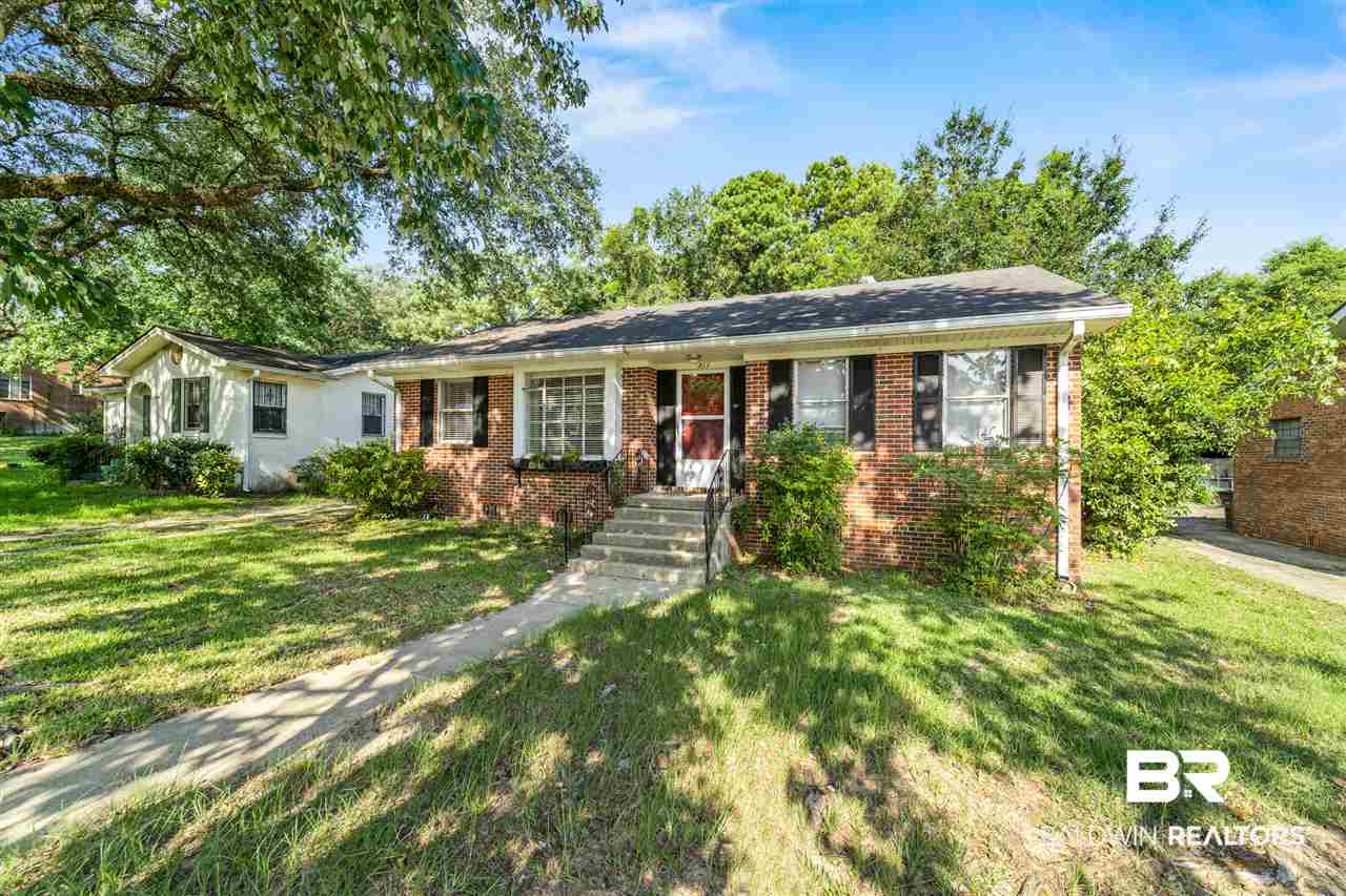 311 Siena Vista Street Mobile, AL 36607 - Photo 1 of 16