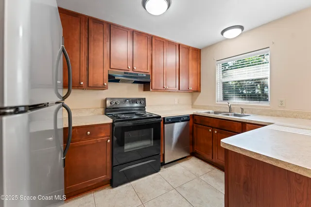 $1,700 | 2108 Bignonia Street, Melbourne, FL 32901