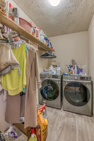 $640,000 | 16 Chaucer Court, Gray, TN 37615