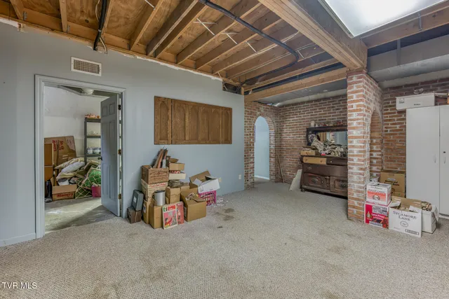 $640,000 | 16 Chaucer Court, Gray, TN 37615